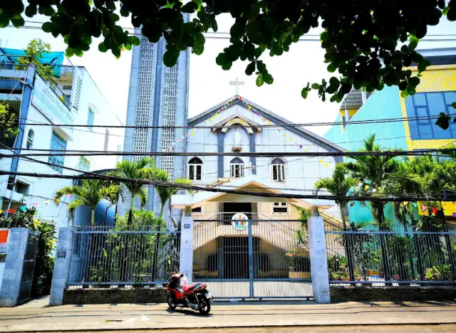 Nhà Thờ Giáo Xứ Hòa Thuận